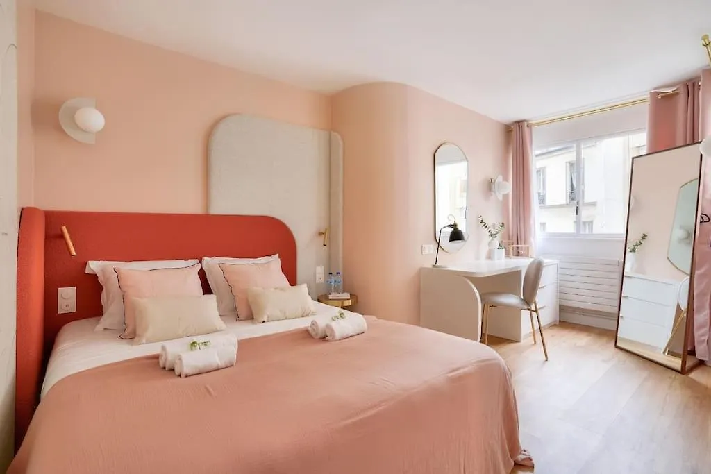 La Vie En Rose - 2 Doubles Apartment *